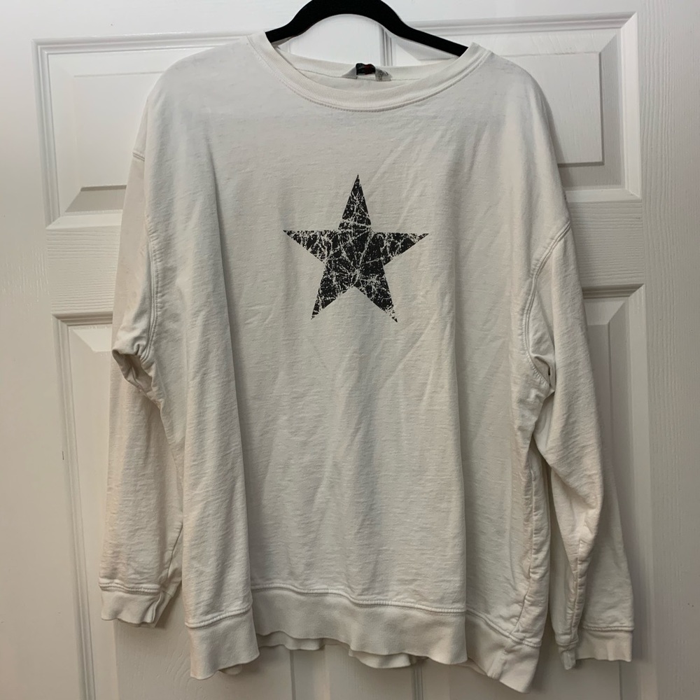Hard Tail White Sweatshirt with Black Star Medium